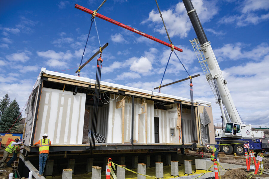 Laboratory Modular Crane Lift